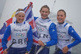 Qingdao (China) - 2008/08/17.  Olympic Games Yngling - Great Britain - Sarah Ayton, Sarah Webb and Pippa Wilson (Gold medal)