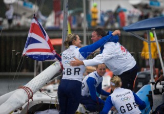 Qingdao (China) - 2008/08/17.  Olympic Games Yngling - Great Britain - Sarah Ayton, Sarah Webb and Pippa Wilson (Gold medal)