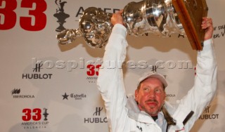 Valencia, 2/14/10. Alinghi5 33rd Americas Cup. Day 7 - Race 2. GGYC wins the 33rd Americas Cup Match. Larry Ellison. Guido Trombetta / Alinghi/SEASEE.COM