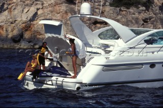 Stowing jetski on Fairline Targa 48