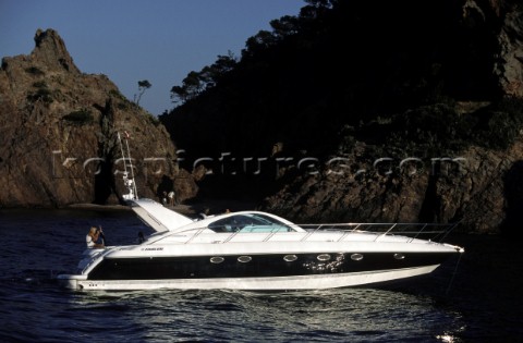 Fairline Targa 48 powerboat cruising in Mediterranean