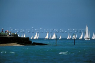 Round the Island Race 05