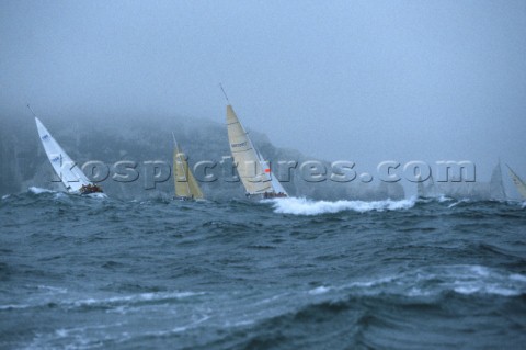 Rolex Fastnet Race 2001 The Solent Cowes Isle of Wight UK Organised by the RORC the race starts in C