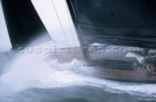 Rolex Fastnet Race 2001. The Solent, Cowes, Isle of Wight, UK. Organised by the RORC, the race starts in Cowes, rounds the famous Fastnet Lighthouse in Ireland, with a finish in Plymouth, UK.