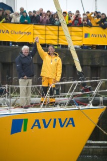 SOUTHAMPTON, UK. MAY 21: Solo round the world yachtswoman Dee Caffari (33) and Chay Blyth on her 72ft yacht Aviva Challenge arrives in Southampton to complete her circumnavigation of the globe in 178 days, 3 hours, 6 minutes and 15 seconds. Chay Blyth and Dee are the first two men and women to have sailed solo around the world against the wind and tide.