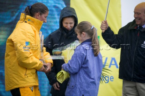 SOUTHAMPTON UK MAY 21 Solo round the world yachtswoman Dee Caffari 33revieving the Trophy from Princ