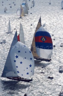 Endeavour and Velsheda Match Racing at the Americas Cup Jubilee in Cowes 2001