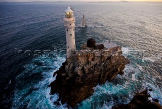 RAN, Sail Number: GBR7236R, Owner: Niklas Zennstrom, Design: JV 72  rounding the Fastnet Rock