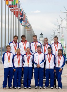 Qingdao, China, 22/08/2008  Qingdao 2008 OLYMPICS  GBR Team: the medalists with manager Stephen Parks