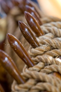 Ropes on pins and cleats  The Tall Ships Races 2007 Mediterranea in Genova. Amerigo Vespucci (Italia)