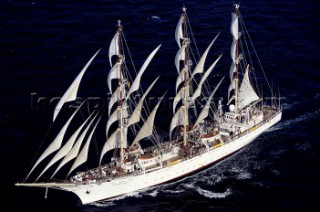 Tall Ships  Dar MLODZIEZY