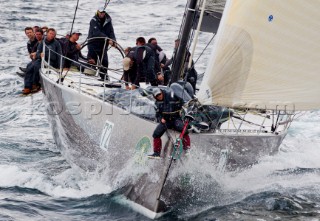 RAN, Sail n: GBR 7236R, Owner: Niklas Zennstrom, State: U.K, Division: IRC, Design: Jv 72  Rolex Sydney Hobart Yacht Race Start