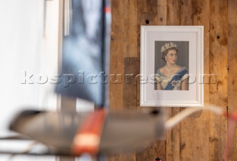 Portrait photo of Her Majesty The Queen in the RNZYS Royal New Zealand Yacht Squadron