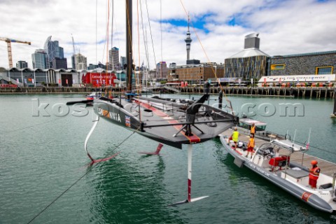 Shore Team crane launch INEOS