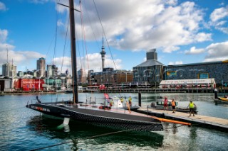 Shore Team crane launch INEOS