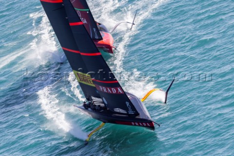 151220  Auckland NZL36th Americas Cup presented by PradaPractice Races  Day 3Luna Rossa Prada Pirell