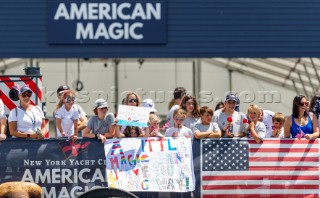 27/01/21 - Auckland (NZL)36th Americaâ€™s Cup presented by PradaPRADA Cup 2021 - DocksideSupporters at New York Yacht Club American Magic Base