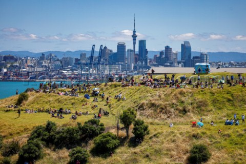 150121  Auckland NZL36th Americas Cup presented by PradaPRADA Cup 2021  Round Robin 1Spectators on N