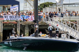 29/01/21 - Auckland (NZL)36th Americaâ€™s Cup presented by PradaPRADA Cup 2021 - DocksideNew York Yacht Club American Magic Base with supporters