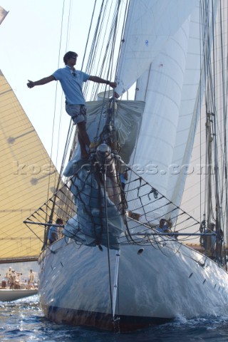 Les Voiles de SaintTropez 2011  bowman signals on Elena