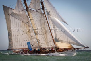 Cowes, Isle of Wight, 8 july 2012Panerai Classic Yacht Challenge 2012Panerai British Classic Week 2012Round the Island RaceCoral