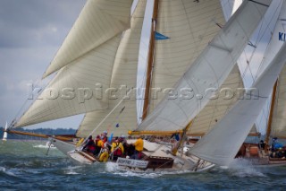 Cowes, Isle of Wight, 9 july 2012 Panerai Classic Yacht Challenge 2012 Panerai British Classic Week 2012 Sceptre crosses Eilean