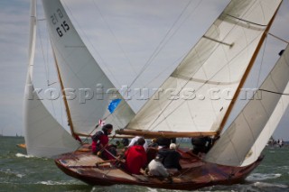 Cowes, Isle of Wight, 9 july 2012 Panerai Classic Yacht Challenge 2012 Panerai British Classic Week 2012 Anne Sophie in front and Athena