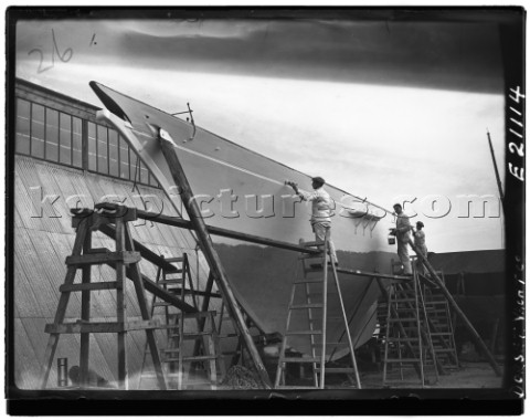 Fitting out a classic yacht at The Dorset Yacht Company in 1939