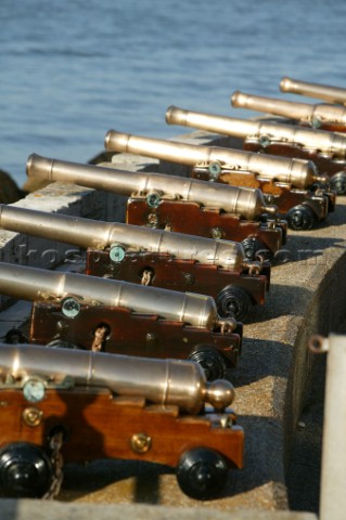 Starting canons at the Royal Yacht Squadron