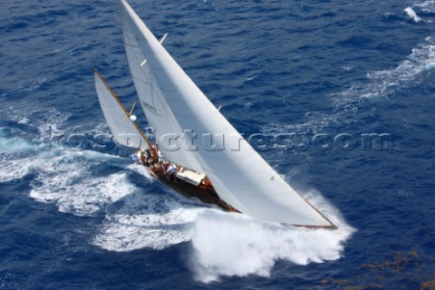 Black Watch racing at the 2015 RORC Caribbean 600 regatta