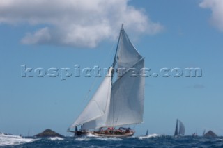 St Barths Bucket 2016 - Alexa of London