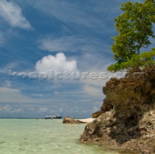 Cruising in Indonesia, Gelu Pinnacle, Misool, Raja Ampat, Indonesia