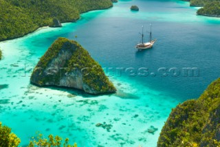 Cruising in Indonesia, elevated view of Wayag, Raja Ampat Islands