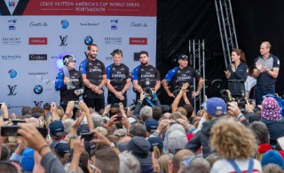 Prize giving ceremonyPrince William, Duke of CambridgeKate Middleton, Duchess of CambridgeEmirates Team New Zealand