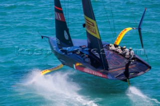 12/02/21 - Auckland (NZL)36th America’s Cup presented by PradaPRADA Cup 2021 - Practice RacesLuna Rossa Prada Pirelli Team