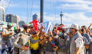 21/02/21 - Auckland (NZL)36th America’s Cup presented by PradaPRADA Cup 2021 - Final Day 4Luna Rossa Prada Pirelli Team receives the PRADA Cup Trophy