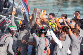 21/02/21 - Auckland (NZL)36th America’s Cup presented by PradaPRADA Cup 2021 - Final Day 4Luna Rossa Prada Pirelli Team receives the PRADA Cup