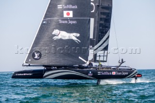 Louis Vuitton Americas Cup World Series 2016 Oman. Soft Bank Japan, Dean Barker, Chris Draper, Kazuhiko Sofuku, Fuku Sofuku,  Derek Saward, Jeremy Lomas. Muscat ,The Sultanate of Oman.