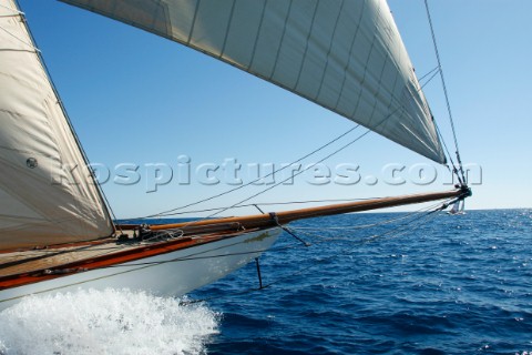 VOILE CLASSIQUEVIEUX GREEMENTSCLASSIC YACHTS