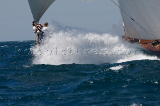 LES VOILES DU VIEUX PORT 2010-MARSEILLE-FRANCE-CLASSIC YACHTS