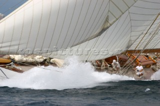 VOILE CLASSIQUE-VIEUX GREEMENTS-CLASSIC YACHTS