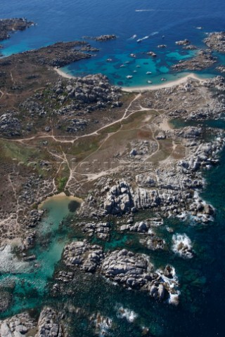 MOTOR YACHT IN SOUTH CORSICA PERFECT BEACH BLUE DREAM