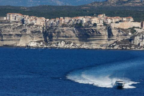 MOTOR YACHT IN SOUTH CORSICA PERFECT BEACH BLUE DREAM