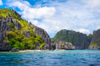 Dramatic karsts on Simizu Island, El Nido, Palawaan, Philippines