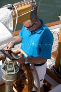 Les Regates Imperiales 2012 - onboard Skylark of 1937