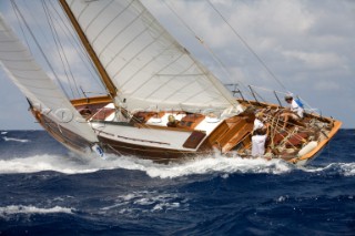 Mercury S&S yacht in the COPA DEL REY DE BARCOS DE ÃPOCA 2012 Panerai Classic series 2012